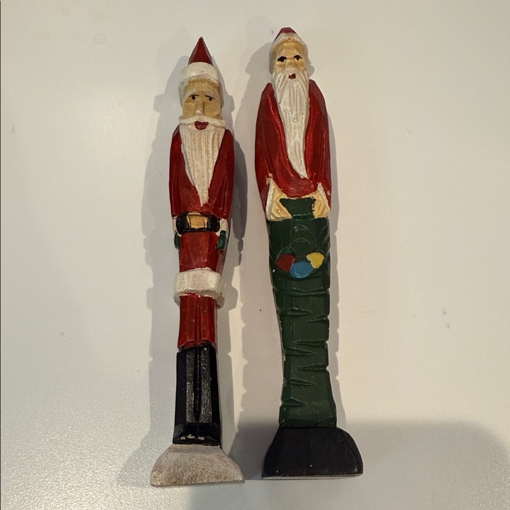 Vintage Skinny Festive Santa Figurines Set - Red and Green